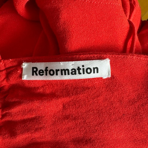 Reformation Dover dress in Hot Day - Picture 6 of 14